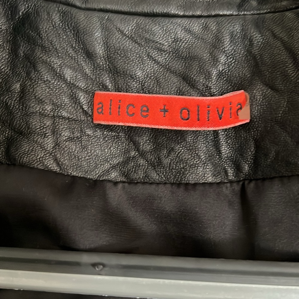 Alice & Olivia Real Black Leather Studded Jacket missing studs - Picture 3 of 10